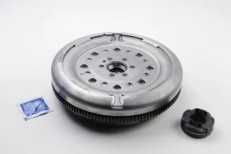 2290601050 Демпфер + комплект зчеплення VW Caddy 1.9TDI 77kw 04-10/GOLF VI 1.6TDI 66-77kw 09-13 SACHS підбір по vin на Brocar