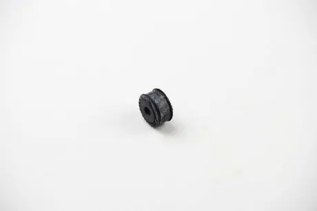 BC1348 Втулка аморт. натяжителя ОМ601-602 (1шт) d=7mm BC GUMA BC1348 BC GUMA підбір по vin на Brocar
