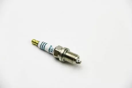 IK22 Свеча зажигания IRIDIUM POWER Audi/Peugeot/VW/BMW DENSO IK22 DENSO подбор по vin на Brocar