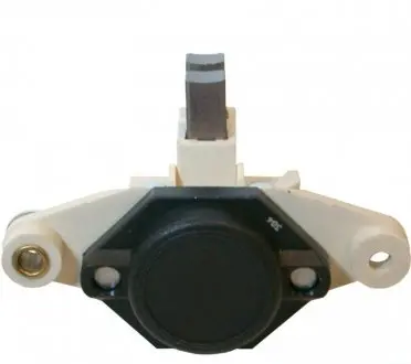 1190201000 Регулятор генератора MB/VAG 14V (32mm) JP GROUP 1190201000 JP GROUP підбір по vin на Brocar