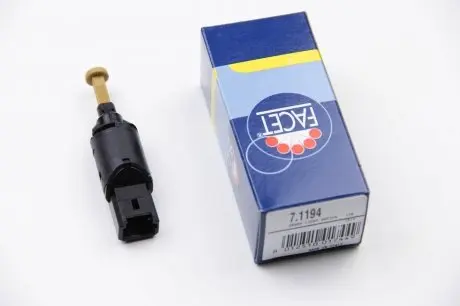 71194 Вмикач сигналу стоп FACET підбір по vin на Brocar