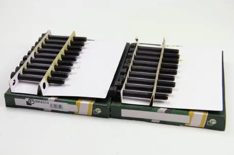 BK6313 Комплект болтів двигуна з шестигранною головкою BGA підбір по vin на Brocar