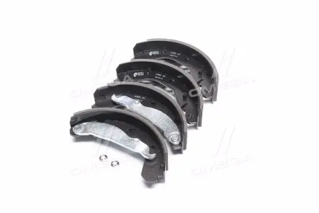 408800 Колодка торм. барабан. OPEL ASCONA C 81-88, KADETT 84-91, VECTRA A 88-95 задн. (пр-во Remsa) REMSA підбір по vin на Brocar