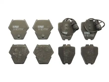 GDB1371 Колодка торм. дисковод. AUDI A6 (4B, C5), A8 (4D2, 4D8, 4E_) передн. (пр-во TRW) TRW подбор по vin на Brocar