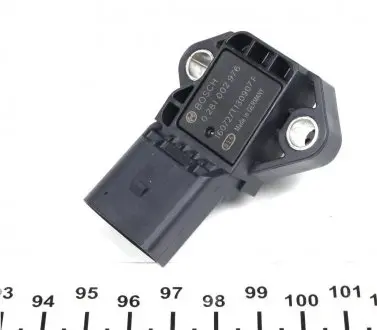 0281002976 Датчик тиску наддува Audi A4/Porsche Cayenne 1.0-6.8 03- BOSCH підбір по vin на Brocar