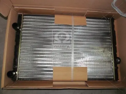 VNA2119 Радиатор охлаждения двигателя VW PASSAT4 1.6/1.8/2.0 MT VWA2119 (Ava) AVA COOLING підбір по vin на Brocar