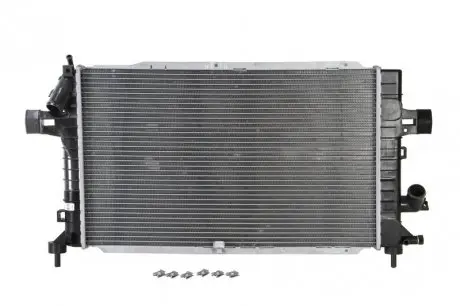 63029A Радиатор охлаждения OPEL ASTRA H (04-) 1.3-1.9CDTi (пр-во Nissens) NISSENS подбор по vin на Brocar