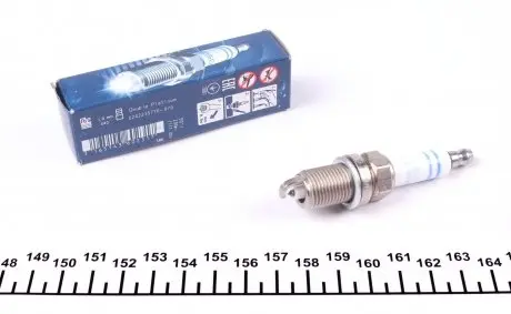 0242235776 Свеча зажигания BMW X5 4.8i 04-13 (N62/N46) BOSCH подбор по vin на Brocar