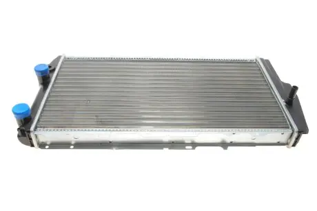 03002019 Радиатор охлаждения двигателя AUDI 100/200 MT/AT 76-90 (Van Wezel) VAN WEZEL подбор по vin на Brocar