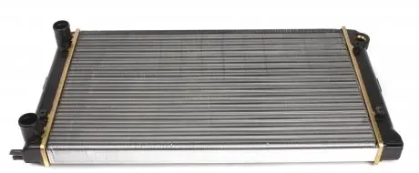 509501 Радиатор охлаждения VW Caddy/Passat 80- (317x525x20) NRF подбор по vin на Brocar