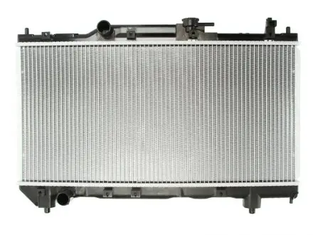 64781A Радиатор охлаждения TOYOTA AVENSIS (T22) (97-) 1.6 (пр-во Nissens) NISSENS підбір по vin на Brocar