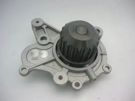 GWHY20A Насос водяной HYUNDAI ACCENT, SANTAFE, SONATA, TUCSON (пр-во GMB) GMB подбор по vin на Brocar