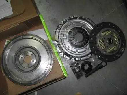 835047 К-кт зчеплення+маховик+підш-к VALEO підбір по vin на Brocar