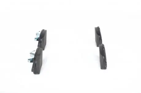 0986494324 Колодки тормозные (передние) Citroen C4 09-/C4 Grand Picasso 06-13/Peugeot 3008 11-16/5008 09-17 BOSCH подбор по vin на Brocar