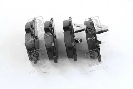 RD3323DB1220 Колодка торм. диск. MB SPRINTER, VITO, LT28-46 передн. (RIDER) RIDER подбор по vin на Brocar
