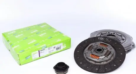 826100 Комплект зчеплення Ford Transit 2.4DI 00- (примін. до 415018010) VALEO підбір по vin на Brocar