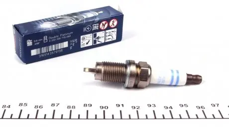 0242235775 Свеча зажигания VW Golf V/Passat 2.0 FSI 04-10 BOSCH подбор по vin на Brocar