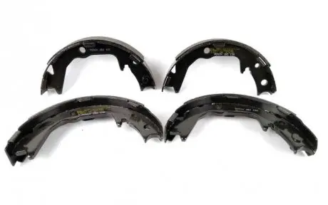 0986487683 Колодки гальмівні барабанні BOSCH підбір по vin на Brocar