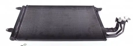 817777 Радіатор кондиціонера VW Caddy III 03- VALEO підбір по vin на Brocar