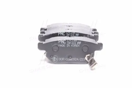 PKFE22 Колодки гальм. диск. TOYOTA AURIS, COROLLA (вир-во PARTS-MALL) PARTS-MALL підбір по vin на Brocar