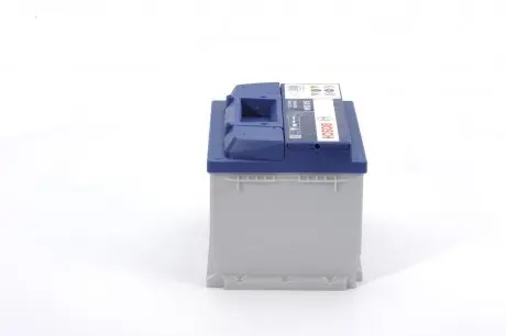 0092S40040 Аккумуляторная батарея 60Ah/540A (242x175x175/+R/B13) BOSCH подбор по vin на Brocar