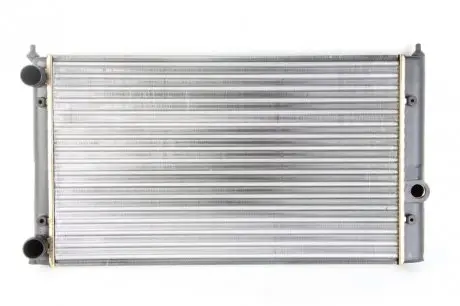 651941 Радиатор охлаждения VW GOLF III (91-) 1.8i (пр-во Nissens) NISSENS подбор по vin на Brocar