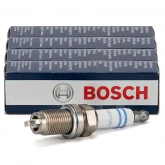 0242240665 Свічка запалювання VW Caddy III 1.2 TSI 10-15 BOSCH підбір по vin на Brocar