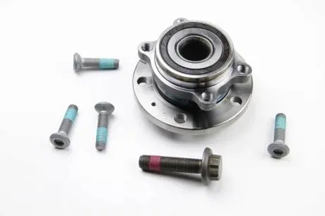 713610610 Подшипник ступицы (передней) VW Caddy III/Golf V 03- (4 болты) FAG подбор по vin на Brocar