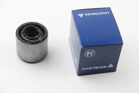 2658901 Сайлентблок рычага (переднего/снизу/сзади) BMW 3 (E46) 98-05 (попер.) LEMFORDER подбор по vin на Brocar