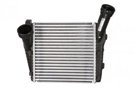96611 Интеркулер AUDI Q7; PORSCHE CAYENNE (пр-во Nissens) NISSENS подбор по vin на Brocar