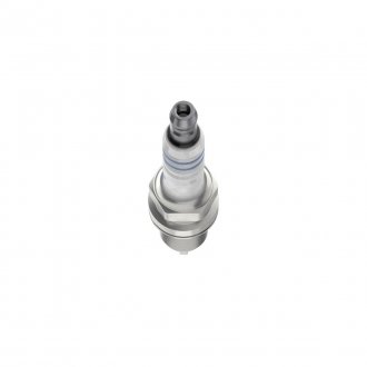 0241235752 Свеча зажигания VW T4/VW Caddy III/ Renault Kangoo/Audi A6 87- BOSCH подбор по vin на Brocar