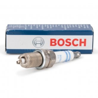 0242229799 Свеча зажигания MB Vito (W638) 2.0/2.3 96-03 (FR 8 KTC+) BOSCH подбор по vin на Brocar