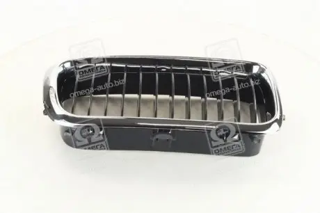 0140092912 Решетка в капоте пра. BMW 7 E38 (пр-во TEMPEST) TEMPEST подбор по vin на Brocar