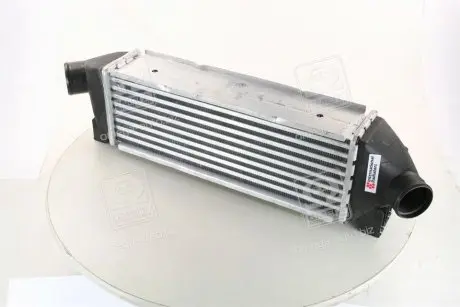 18004385 Интеркулер TRANSIT6 20TDi MT 02-06 (Van Wezel) VAN WEZEL подбор по vin на Brocar