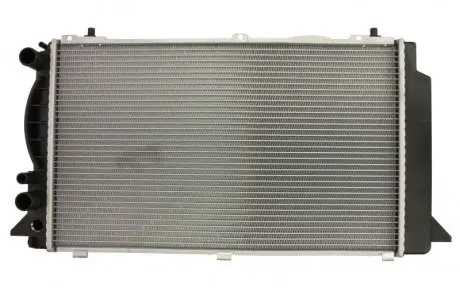 60465A Радиатор охлаждения AUDI 80 (пр-во Nissens) NISSENS подбор по vin на Brocar