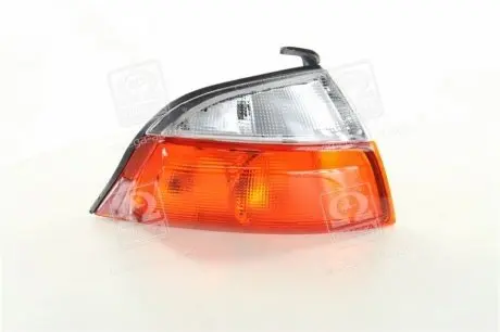 185615052B Фонарь прав. TOY HI-ACE 96-99 (пр-во TYC) TYC подбор по vin на Brocar