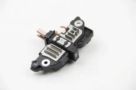 F00M144139 Реле генератора (замінено на 1986AE0126) BOSCH підбір по vin на Brocar