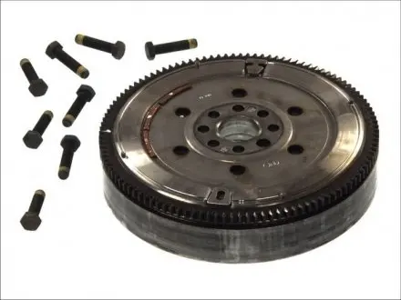415012110 Маховик BMW 1.8-2.0 D -03 (Пр-во LUK) LUK подбор по vin на Brocar