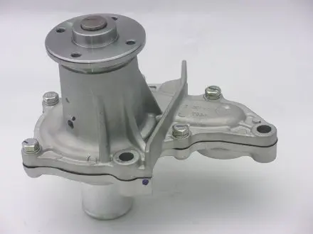 GWT83AH Насос водяной TOYOTA (пр-во GMB) GMB подбор по vin на Brocar