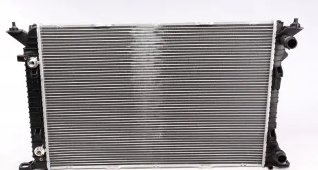 53718 Радиатор охлаждения Audi A4/A5/A6/Q3/Q5 1.4-3.0d 07- NRF подбор по vin на Brocar