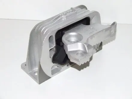 112108180R Подушка двигателя (верхняя) (R) Renault Master/Opel Movano 2.3DCI 10- RENAULT підбір по vin на Brocar