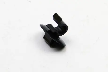7703179014 Кліпса кріплення стійки капоту Renault Trafic/Opel Vivaro 01- RENAULT підбір по vin на Brocar