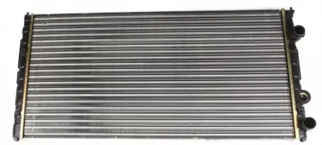 54696 Радіатор охолодження VW Passat 1.6-2.8 90-97 NRF підбір по vin на Brocar