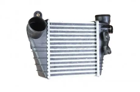 30847 Радиатор интеркулера Skoda Octavia/VW Bora/Golf IV 1.8T/1.9TDI 97-05 NRF подбор по vin на Brocar
