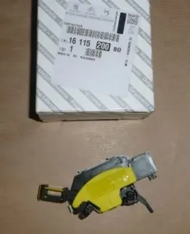 1611520080 Датчик положення педалі зчепл PEUGEOT/CITROEN підбір по vin на Brocar