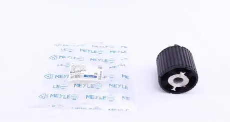 3147100025 Сайлентблок балки (задньої/ззаду) BMW 5 (F07/F10/F11)/ 6 (F06/F12/F13)/ 7 (F01/F02/F04) (L) MEYLE підбір по vin на Brocar