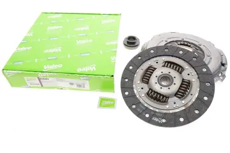 828382 Комплект сцепления Citroen C4/C8/Peugeot 307/407 2.0 HDi 03- (d=240mm) (+выжимной) VALEO підбір по vin на Brocar