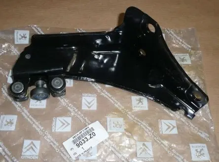 9033Z0 Ролик розсувних дверей автомобіля PEUGEOT/CITROEN підбір по vin на Brocar