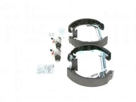 0204114633 Комплект тормозных колодок BOSCH підбір по vin на Brocar