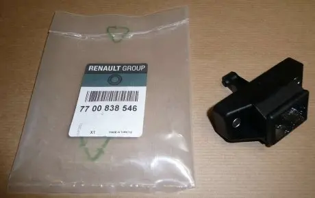 7700838546 Замок багажника RENAULT подбор по vin на Brocar